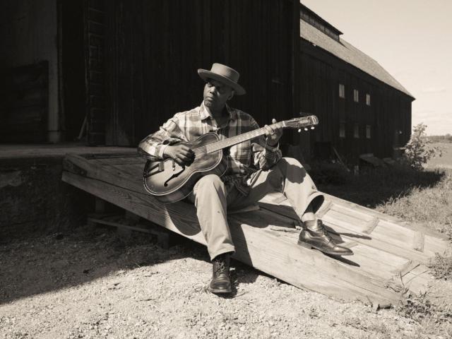 Eric Bibb