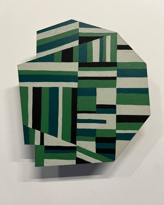 Section-23_04-•-17x20cm-•-2023