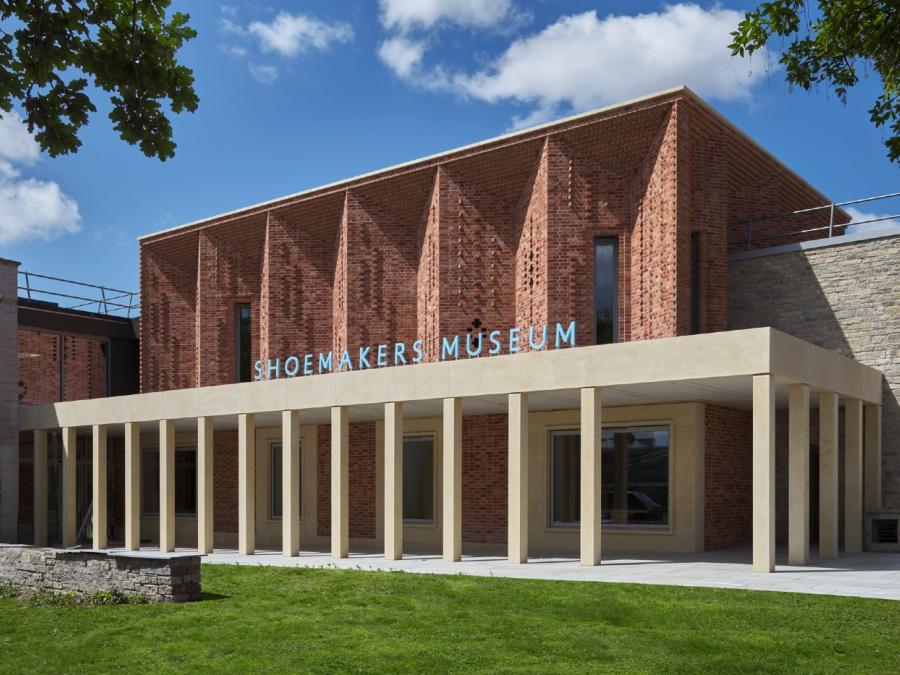 Shoemakers-Museum-frontage
