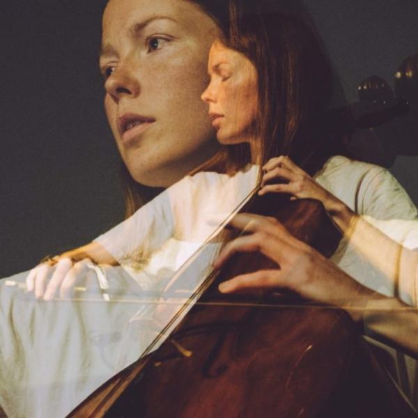 Lucy-Railton-©-Camille-Blake-3-scaled-e1597933075246