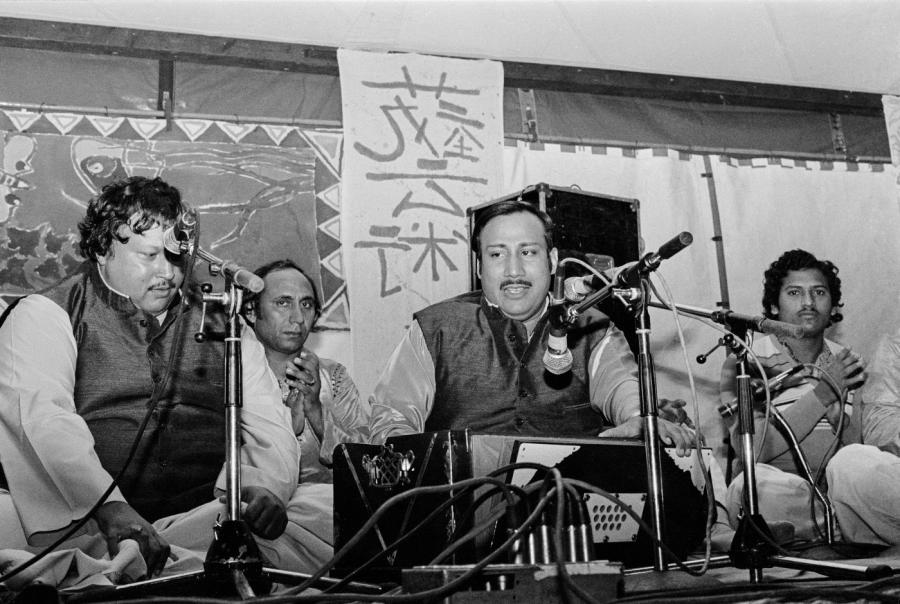 Nusrat Fateh Ali Kahn womad 2 copy