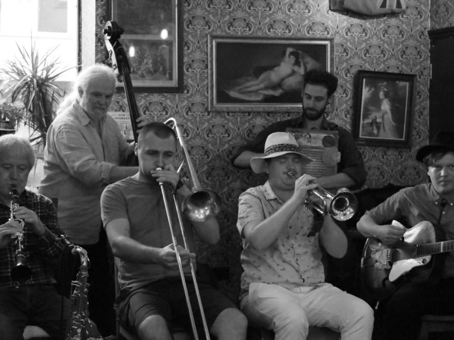 trudgeonsTradJazzTroubadours43