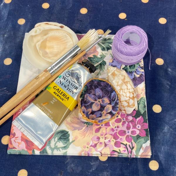 Decoupage shells 1