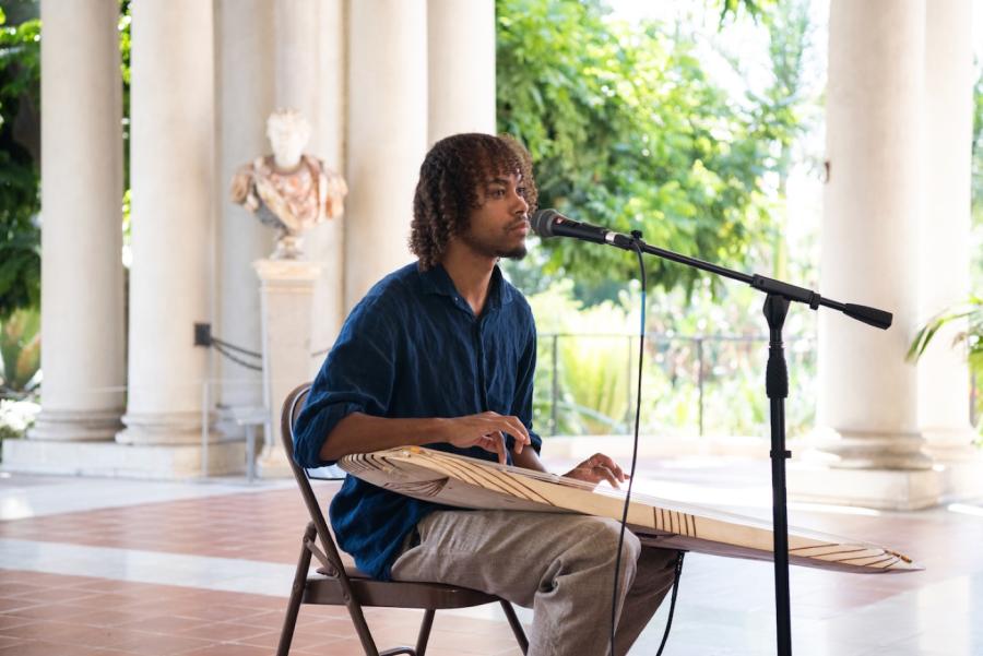 Muco at the Huntington_Press Shot