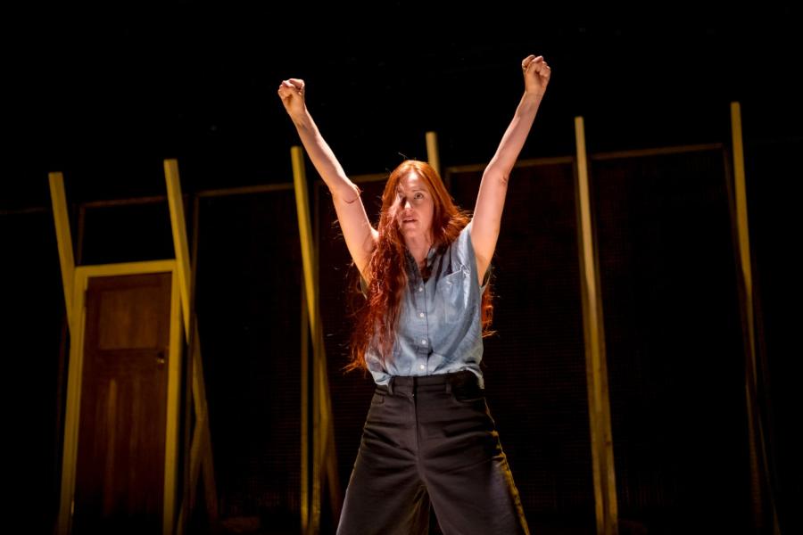 JULIET AND ROMEO_LOST DOG_JERWOOD DANCEHOUSE IPSWICH_PB-22 small